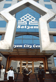Satyam shows door to 200 employees 