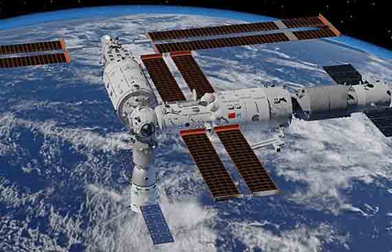 India and US Natural Partners in Space Exploration