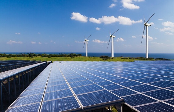 Adani Green Secures $400 million for 750 MW Solar Projects